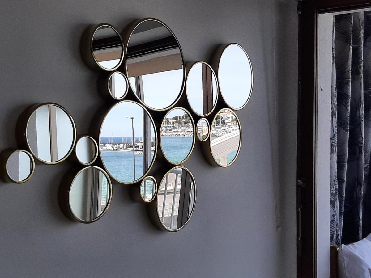 Front De Mer Golfe De Saint-Tropez 圣马克西姆 外观 照片
